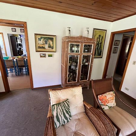 Casa Aconchegante Proximo Ao Capivari Villa กังโปสดูจอร์เดา ภายนอก รูปภาพ