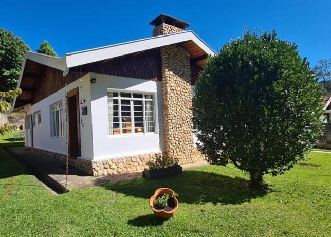 Casa Aconchegante Proximo Ao Capivari Villa กังโปสดูจอร์เดา ภายนอก รูปภาพ
